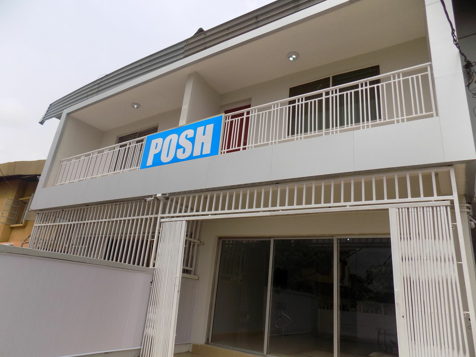 Posh Hotel And Suites Ikeja Exterior photo